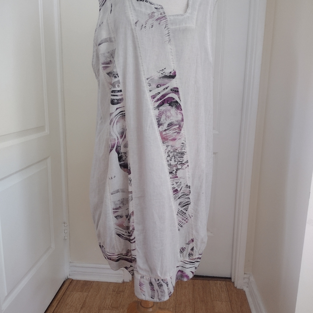 Designer Dress - Picture 2 of 4